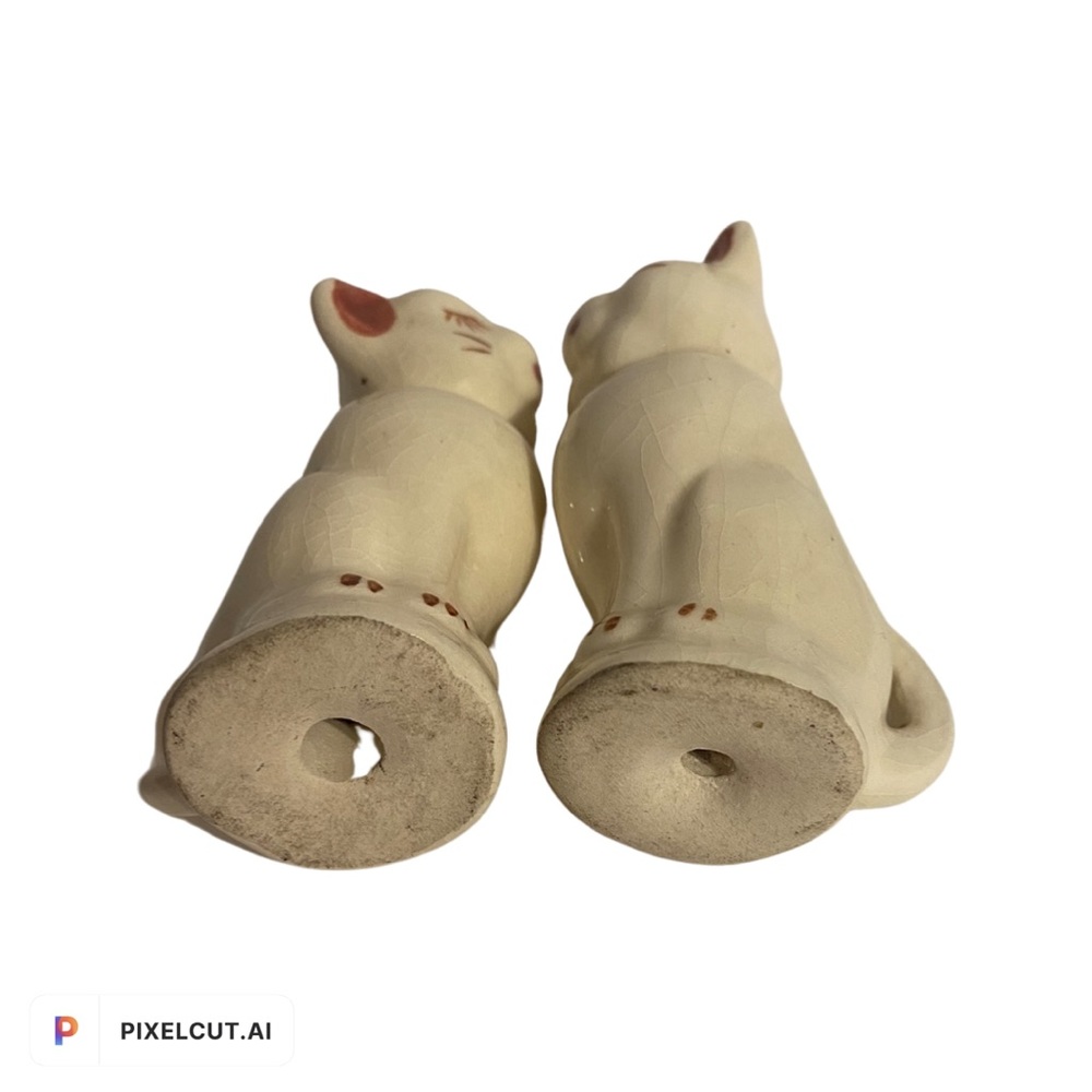 Vintage Salt & Pepper Shakers Cats MCM 3” White with Redish Brown Paint - Picture 4 of 4